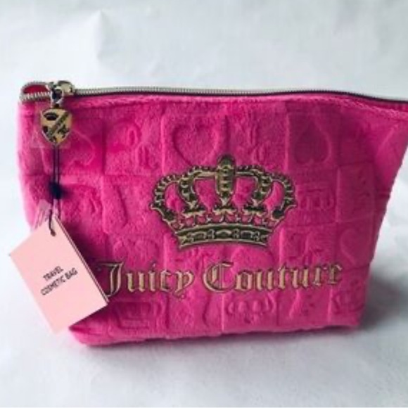 Juicy Couture Handbags - Juicy Couture Pink Quilted Cosmetic Bag🆕